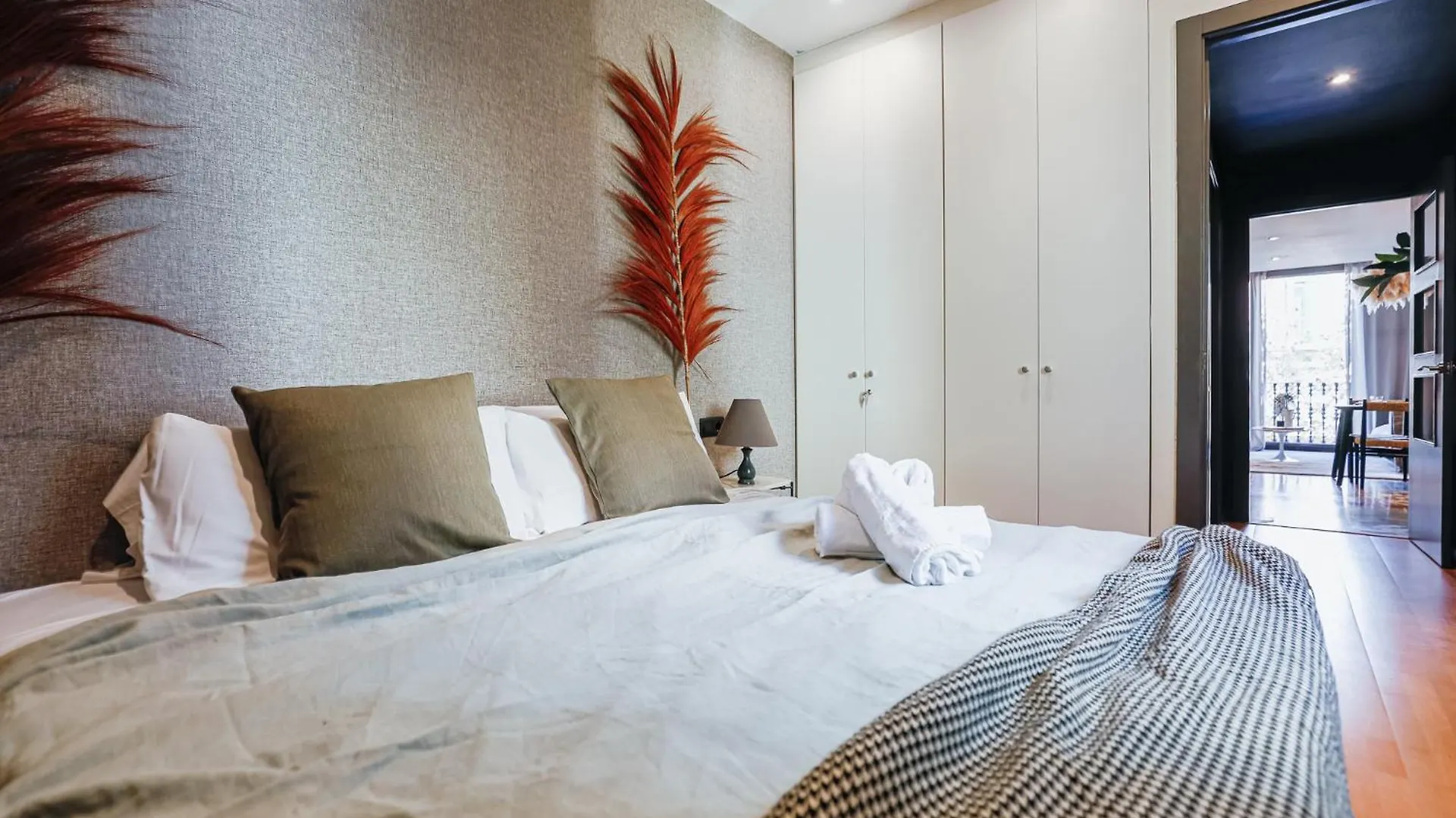 En Ville Boutique Apartments Tamarit Barcelona Spain